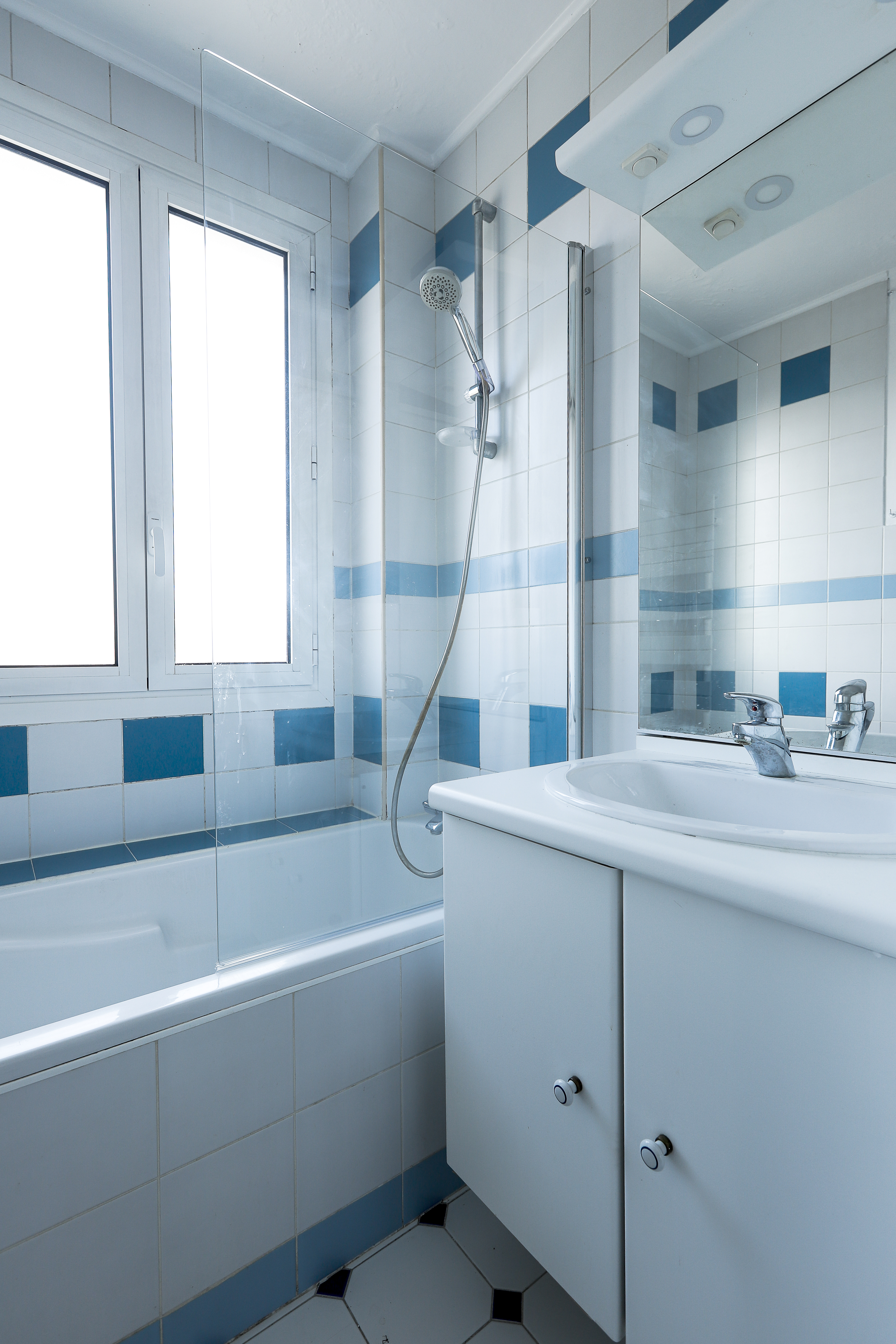 Avant - salle de bain détail